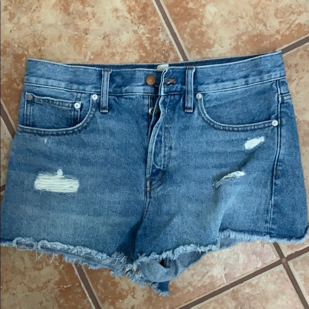 Madewell relaxed denim shorts size 28